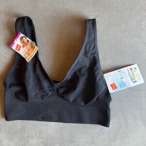 NWT Hanes seamless pullover bra size M